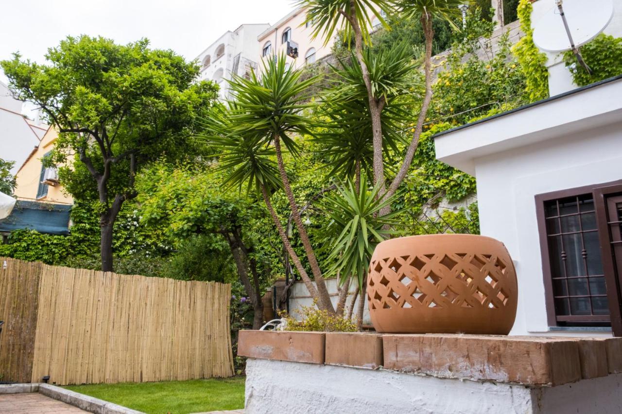 House Garden San Lorenzo Salerno Eksteriør billede
